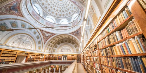 25 lw12 81 HV Bibliothek